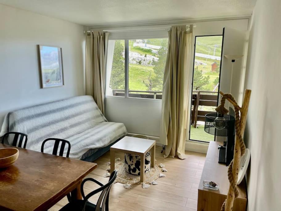 Au Coeur Des Montagnes ! Apartment Arette Luaran gambar